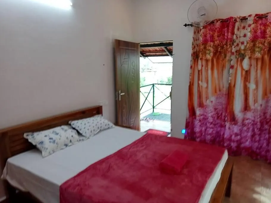 Villa Sansree'S Lake & Mountain View Padinjarathara